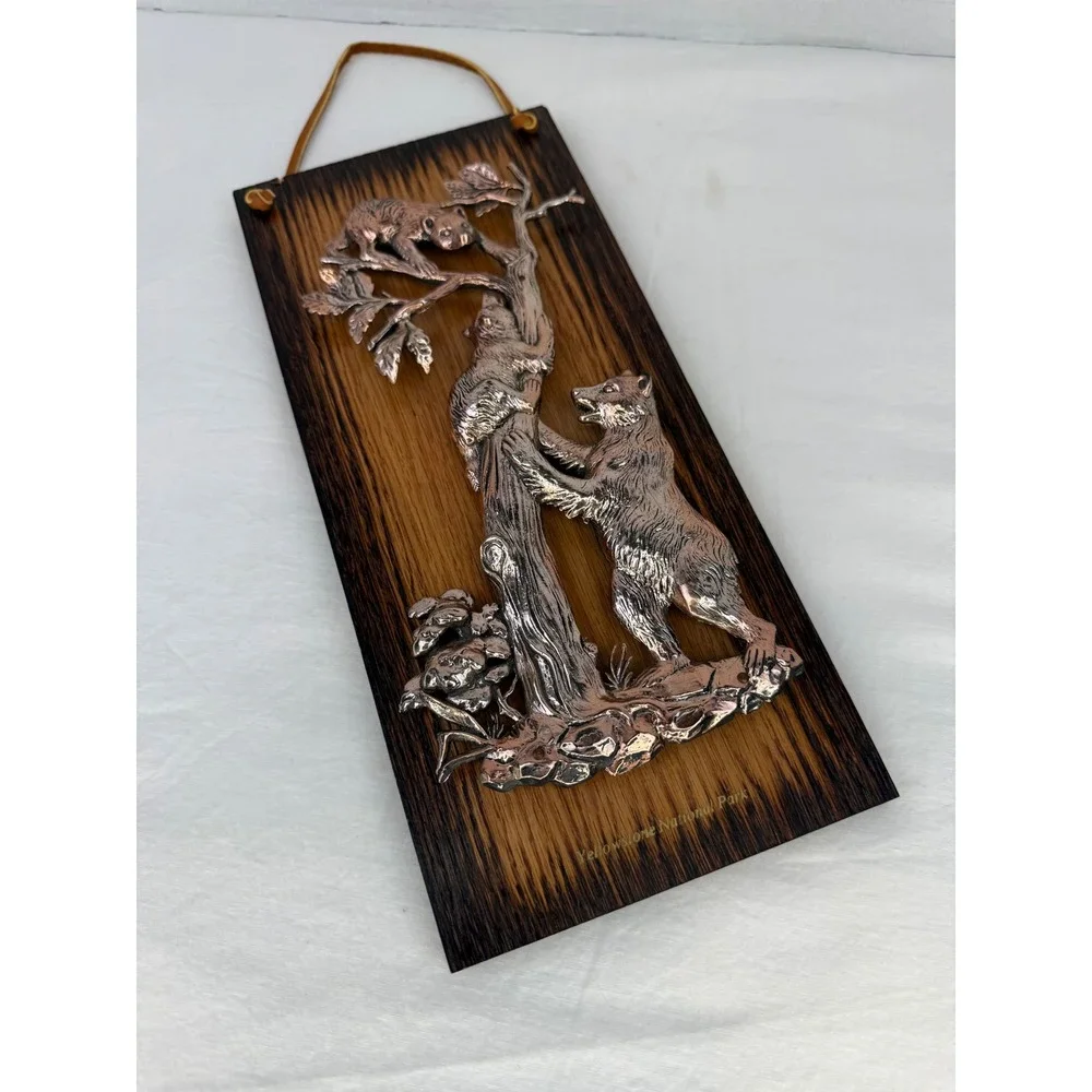 Yellowstone National Park Bear Family Copper Relief Wood Wall Plaque Souvenir